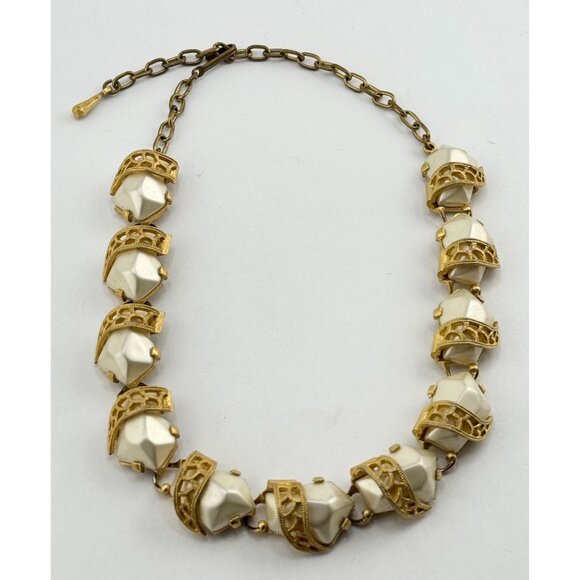 Vintage faux pearl gold filigree collar necklace